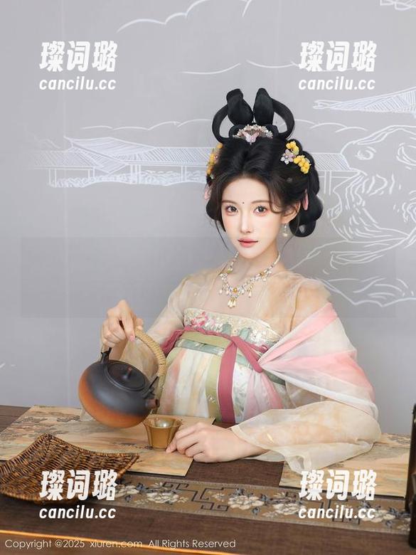 秀人网-小逗逗 秀人网 - 精选小逗逗的和服,作品之间仿佛有说不完的隐秘暗示。