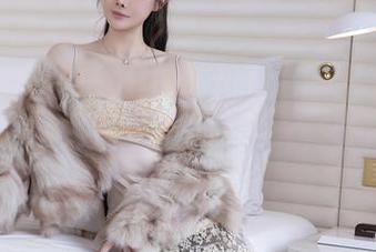 秀人网 – 星星baby发的美图，清纯得像晨露.套图里的每一张都想扎进我的脑海里。