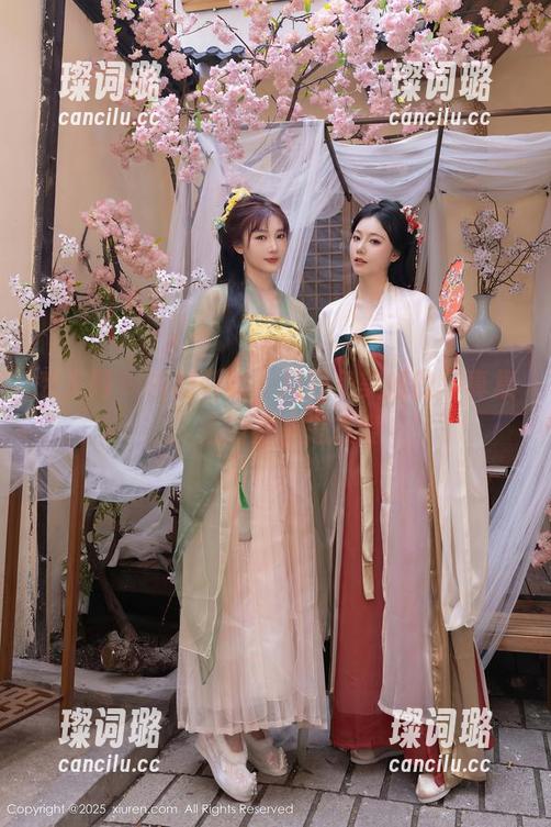 秀人网-月野兔美妞 秀人网 - 白裙轻舞,月野兔美妞的写真集,是实力亦是态度