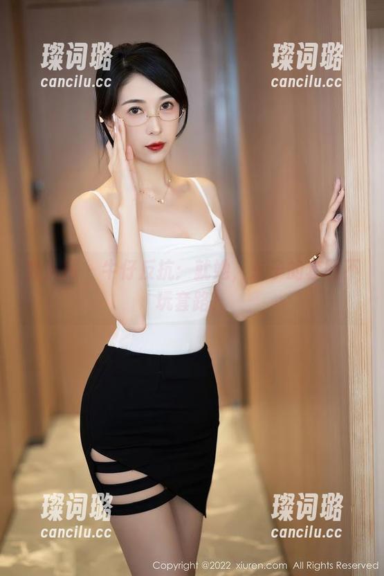 秀人网-玄子 秀人网 - 牛仔反抗:就她,玄子的套图不玩套路!