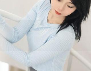 秀人网 – 别以为护士只会打针，王梓童Doirs的新图集更新带你一探究竟！