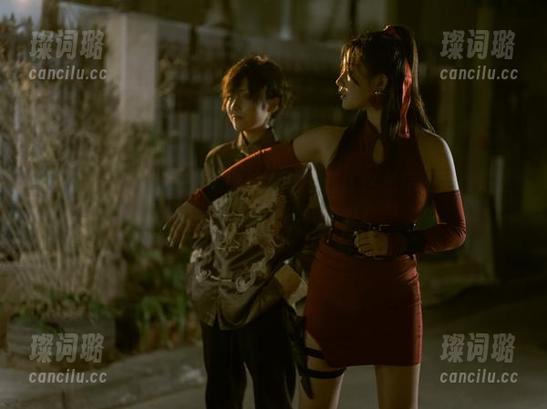 秋和柯基 我还在思考秋和柯基为啥偏爱午夜蓝,这私房图片倒是让我对颜色多了点兴趣啊!