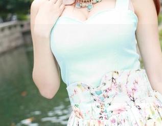 美媛馆 – 走出常规想象，王馨瑶yanni带来的美脚精选图集，真得用心欣赏每个角度！