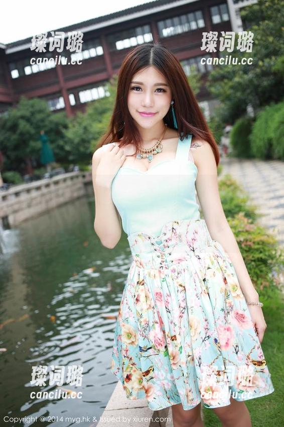 美媛馆 - 走出常规想象，王馨瑶yanni带来的美脚精选图集，真得用心欣赏每个角度！