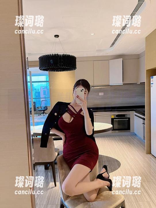 脸红Dearie 微密圈 - 看!脸红Dearie的夏日图集,高清得我都想假装隐身了