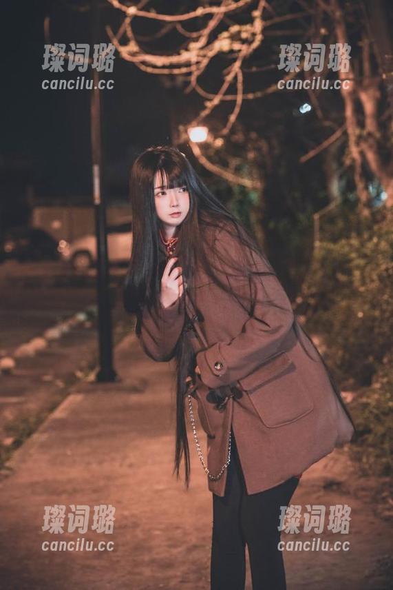 落落Raku 新鲜图包上线,落落Raku女孩的眼神,哎呀,我都要被圈粉了啊!