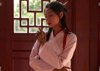 蜜桃社 – 缤纷咕噜Sweet，粉嫩的高清美图随时上线