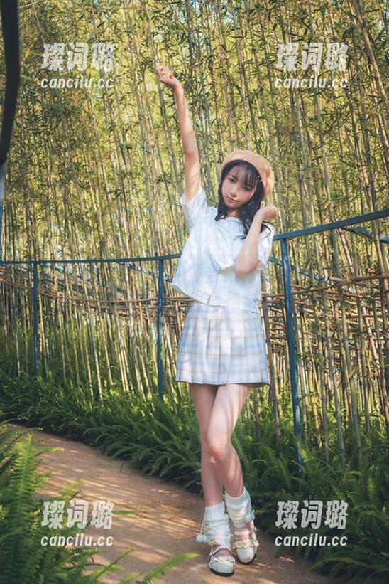 西瓜少女 学姐西瓜少女的特别任务:分享这一波超可爱的套图,保证你会想多看几眼!