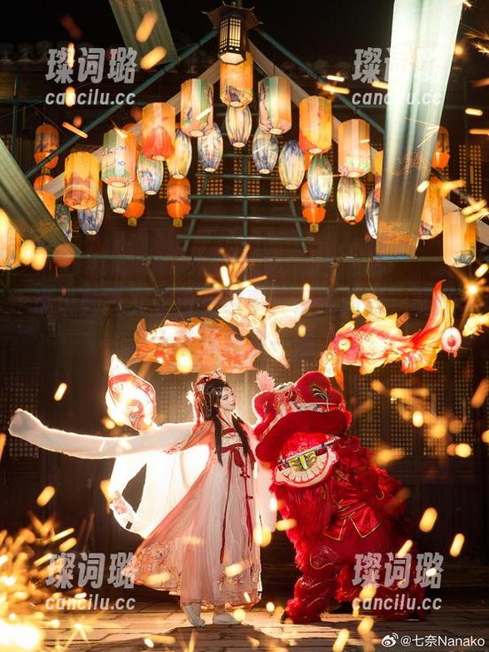 贰加六 谁说帅气女孩没有故事?最新图册,贰加六带你窥视一隅。