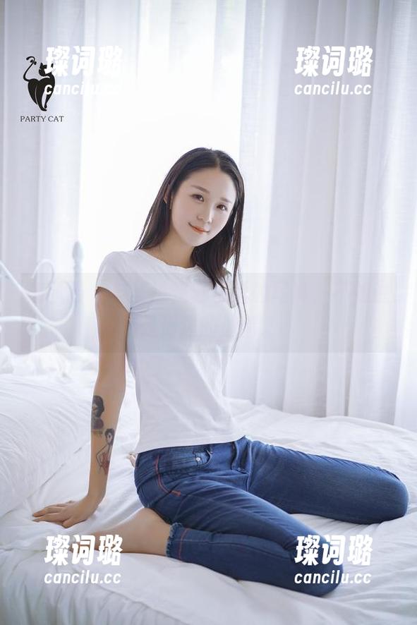 轰趴猫-苏小暖 轰趴猫 - 与其说是苏小暖的写真,不如说是海边的迷情。