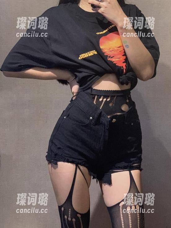 陈佩奇 微密圈 - 精选图片:跟随陈佩奇的“天使”,只想问问她的翅膀哪买的!