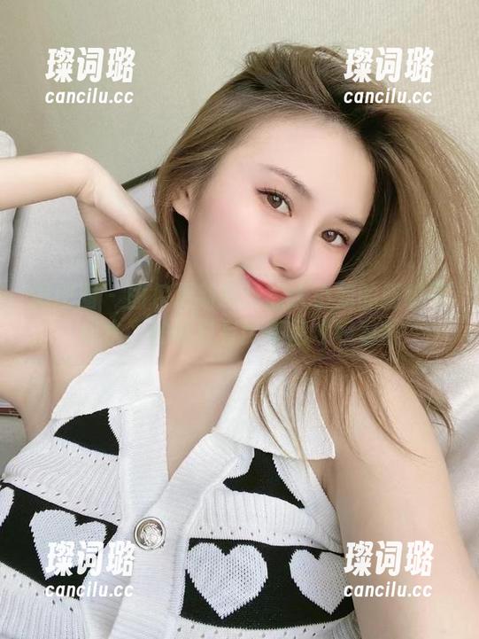 陈大小姐 微密圈 - 图包更新啦!陈大小姐的竖纹死库水,谁说只有比基尼才好看?