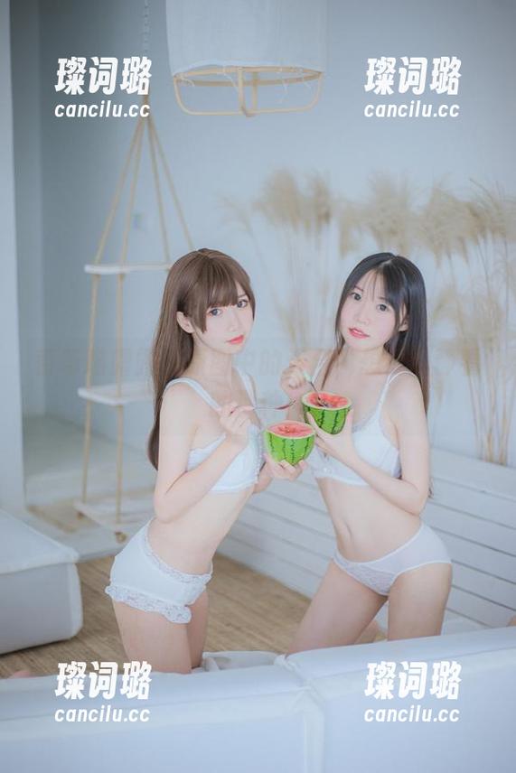 香草喵露露 香草喵露露:原图中的天台,想要静静看的那种!
