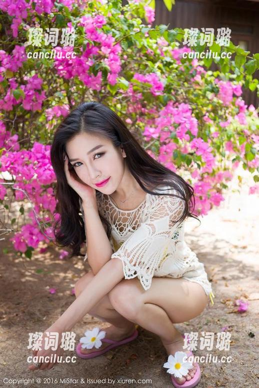 魅妍社-易阳Silvia 魅妍社 - 易阳Silvia的高跟鞋全集下载,不只是美,还能让你在沙发上练习走路!