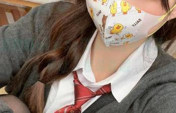 最近魔物喵nigisa带来的红裙资源，效果真让人想说哇哦